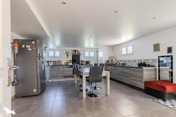 Maison à vendre |  Castillon-la-Bataille |  6 pièces | 158 m²