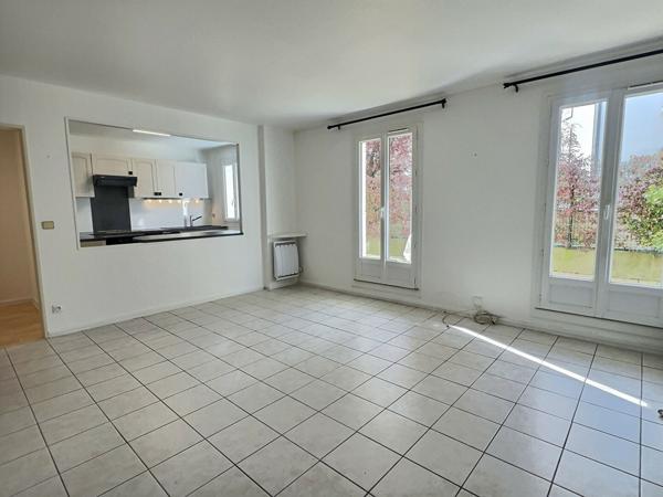 Appartement 3 pièces de 69.32m² avec terrasse -Thiais centre-ville