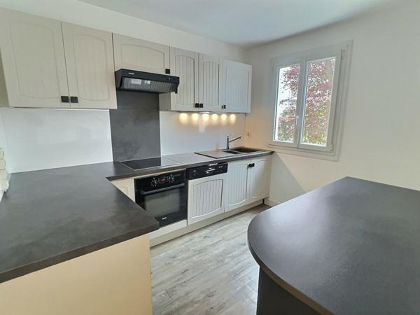 Appartement 3 pièces de 69.32m² avec terrasse -Thiais centre-ville