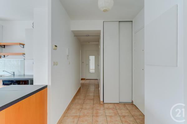 Appartement F3 à vendre  3 pièces - 69,68 m2 LYON - 69008