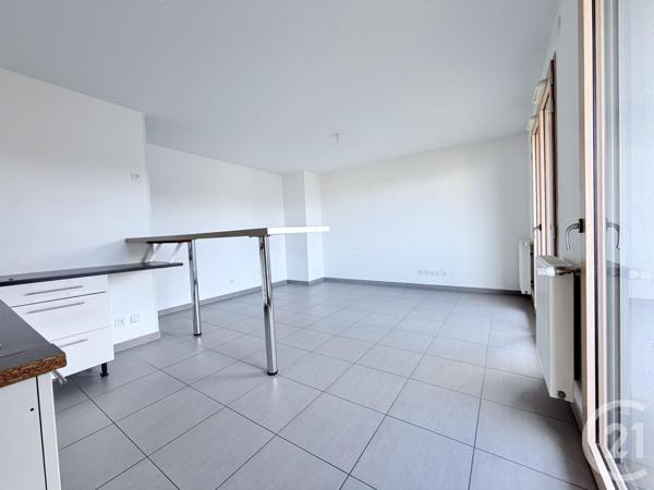 Appartement T3 à vendre  3 pièces - 60,46 m2 SATHONAY CAMP - 69