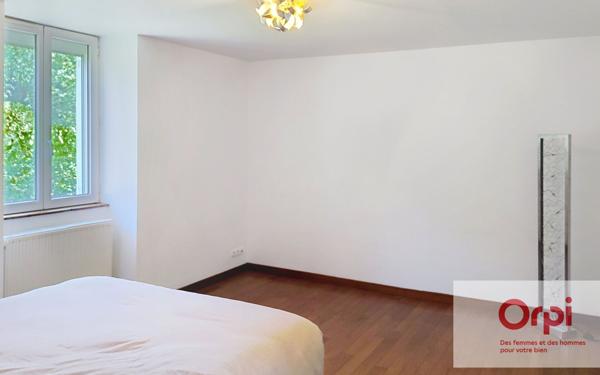 Maison à vendre    4 pièces •  Terrasson-Lavilledieu