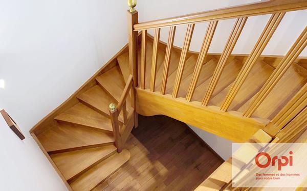 Maison à vendre    4 pièces •  Terrasson-Lavilledieu