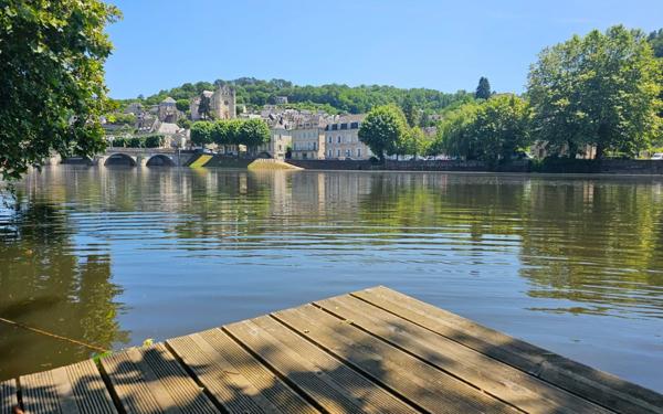 Maison à vendre    4 pièces •  Terrasson-Lavilledieu