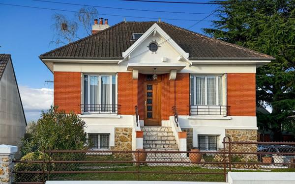 Maison à vendre    5 pièces •  Saulx-les-Chartreux