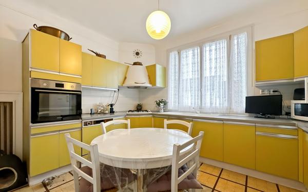 Maison à vendre    5 pièces •  Saulx-les-Chartreux