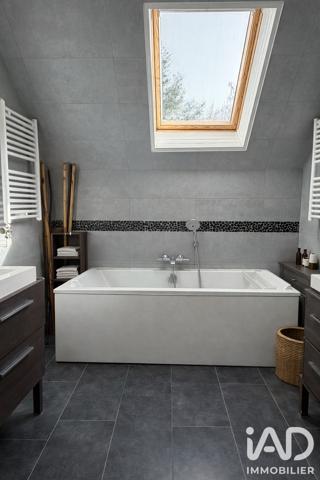 Maison à vendre 6 pièces 191 m² La Queue-en-Brie