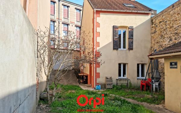 Maison à vendre    4 pièces • 121,71 m2 Montluçon