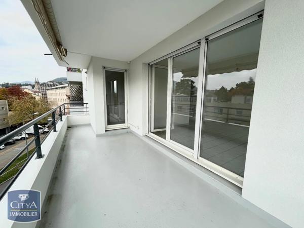 Appartement à louer 4 pièces 81.14m²