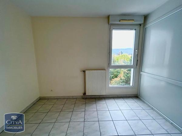 Appartement à louer 4 pièces 81.14m²