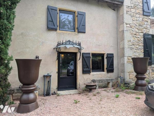 A Chateauneuf (71740) 