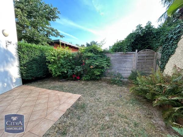 Maison à louer 4 pièces 81.55m² Billère (64140)