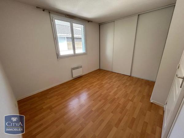 Maison à louer 4 pièces 81.55m² Billère (64140)