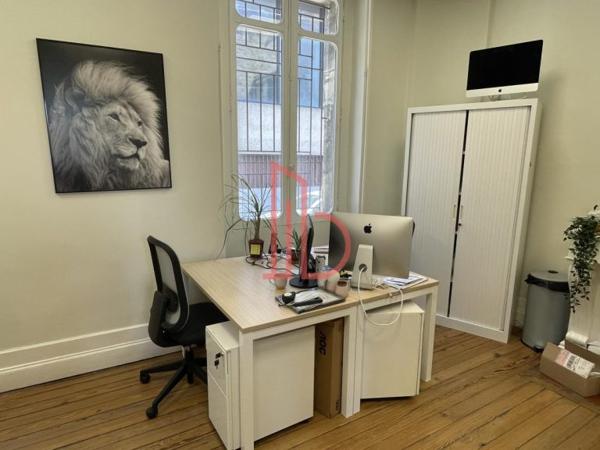 Bureau de 60 m² à louer à Bordeaux Fondaudege