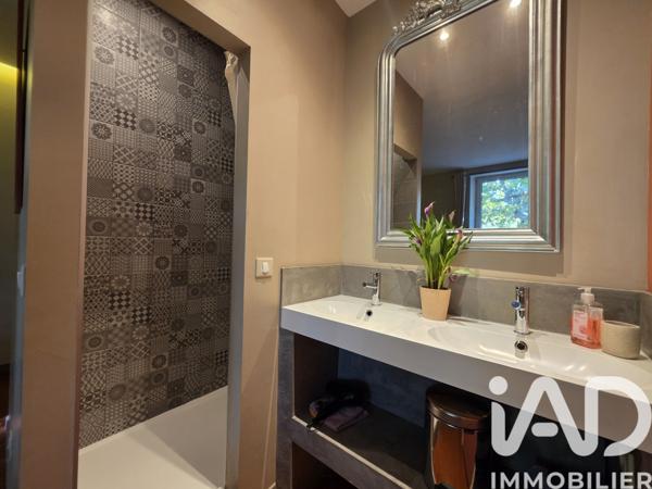 Maison à vendre 5 pièces 180 m² Caumont-sur-Durance