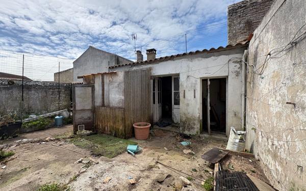 Maison à vendre    6 pièces •  Le Château-d'Oléron