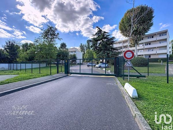 Murs commerciaux  à vendre 47 m² Saint-Fargeau-Ponthierry