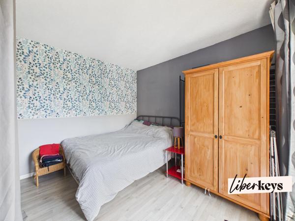 Maurepas – 3 pièces lumineux avec balcon de 12 m², ascenseur et gare à pied