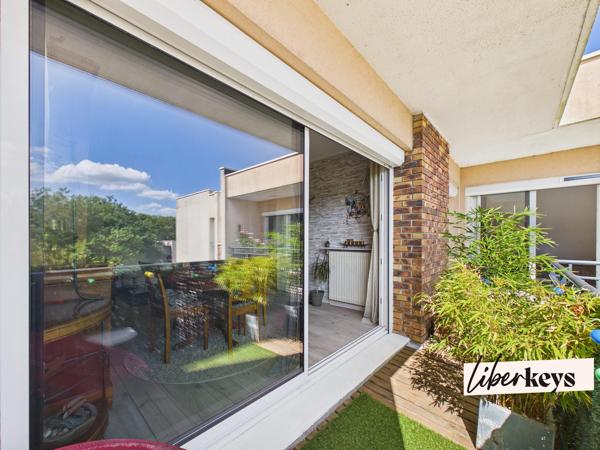 Maurepas – 3 pièces lumineux avec balcon de 12 m², ascenseur et gare à pied