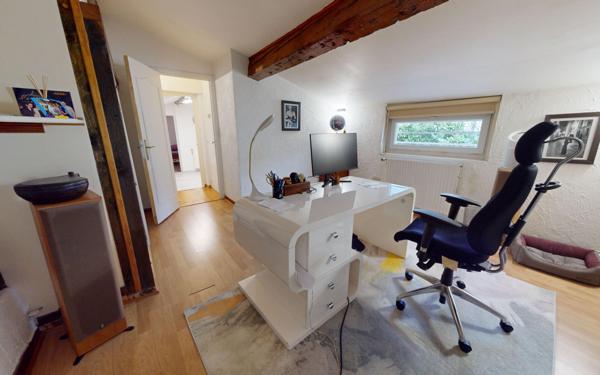 Maison à vendre    4 pièces • 150 m2 Vaulx-en-Velin