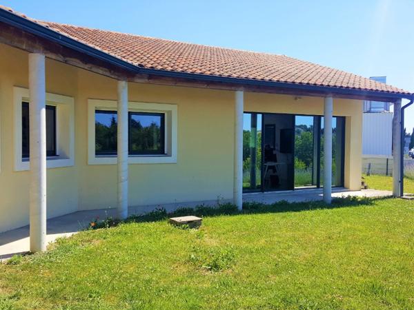 GRAND POITIERS - SAINT GEORGES LES BAILLARGEAUX 74m²