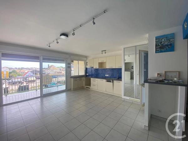 Appartement T2 à vendre  2 pièces - 45 m 2   COURSEULLES SUR MER  - 14