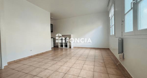 Location Studio 24.6 m² - Conflans-sainte-honorine 78700