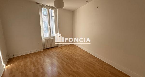 Location Appartement 2 pièces 44.5 m² - Houdan 78550