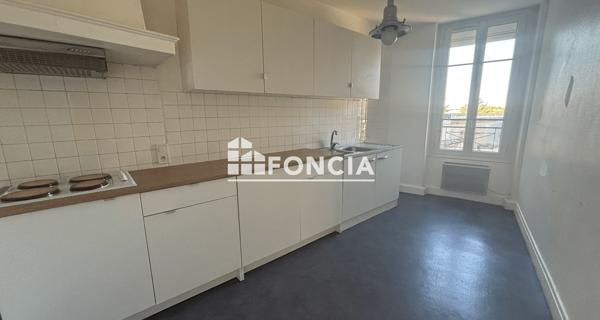 Location Appartement 2 pièces 44.5 m² - Houdan 78550
