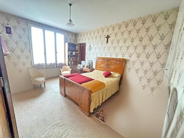 Maison + studio – Idéal grande famille ou investisseur