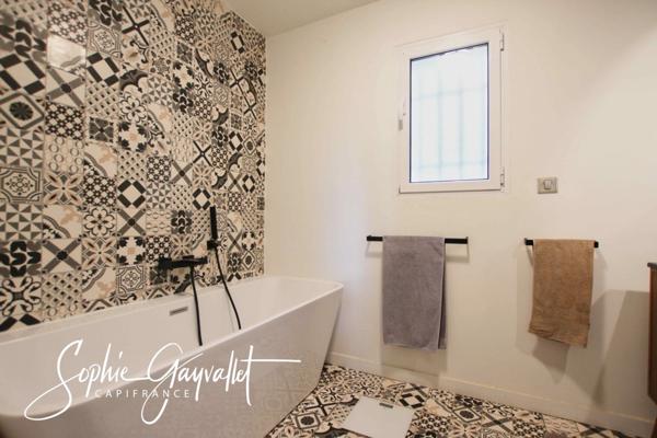 Villa familiale de 168m2 avec vue panoramique sur le village de Velaux