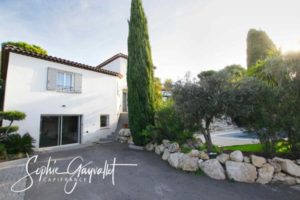 Villa familiale de 168m2 avec vue panoramique sur le village de Velaux