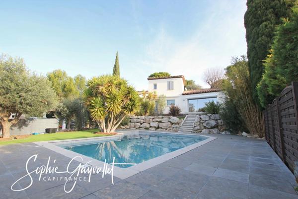 Villa familiale de 168m2 avec vue panoramique sur le village de Velaux
