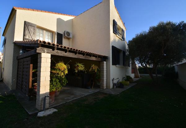 Maison à vendre 4 pièces SALIN DE GIRAUD (13)