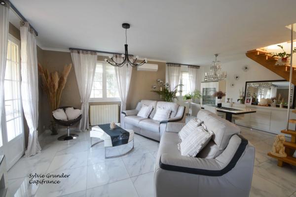 Maison à vendre 4 pièces SALIN DE GIRAUD (13)