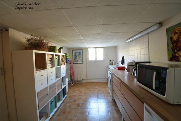 Maison à vendre 4 pièces SALIN DE GIRAUD (13)