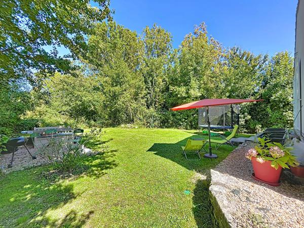 Maison à vendre à Périgny - 4 pièces, 3 chambres, bon état