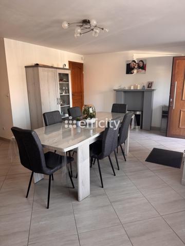 Maison
         3 pièces
        - 145 m² Exclusivité 189 900 € *