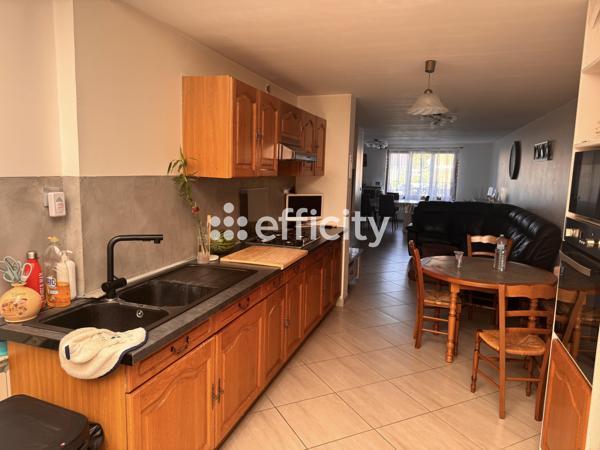 Maison
         3 pièces
        - 145 m² Exclusivité 189 900 € *
