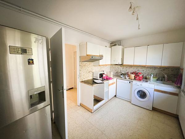 Appartement Nimes 4 pièce(s) 84.16 m2