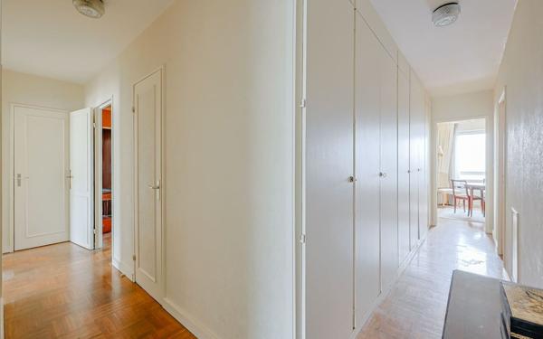 Appartement à vendre    5 pièces • 97,28 m2 Paris 12