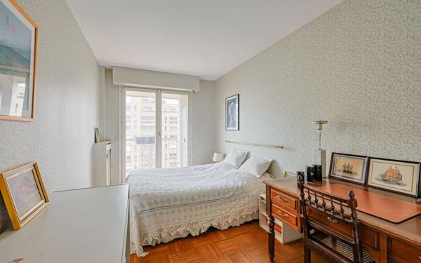 Appartement à vendre    5 pièces • 97,28 m2 Paris 12