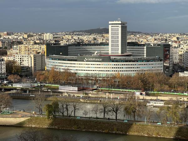 Appartement 4 pièces rénové avec vue.
