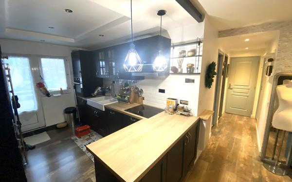 Appartement à vendre    3 pièces • 58 m2 Reims