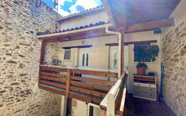 Immeuble à vendre    11 pièces •  Tartas