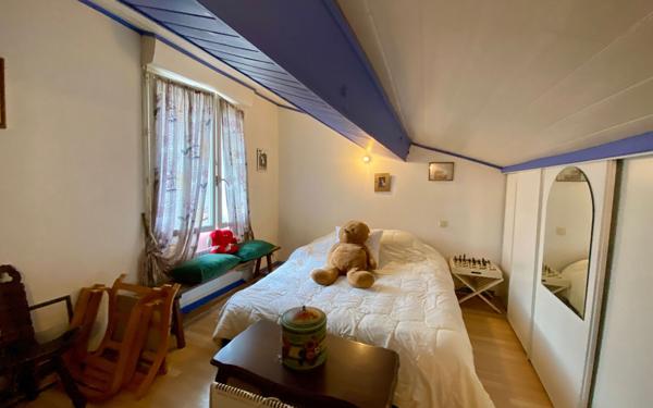 Immeuble à vendre    11 pièces •  Tartas