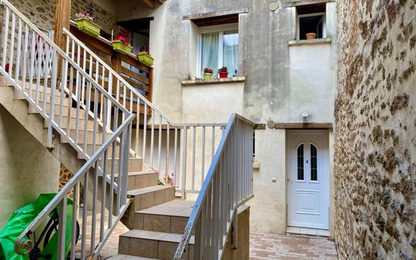 Immeuble à vendre    11 pièces •  Tartas