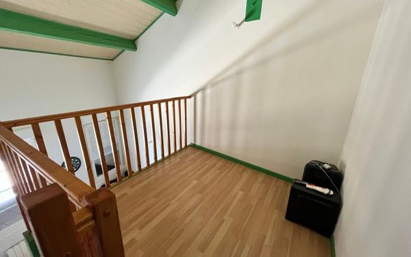 Immeuble à vendre    11 pièces •  Tartas