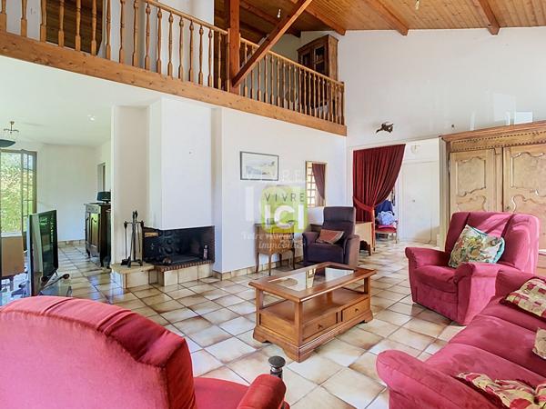 Maison Cholet 7 pièce(s) 150.94 m2