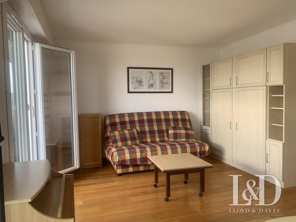 STUDIO AVEC TERRASSE ET VUE PANORAMIQUE